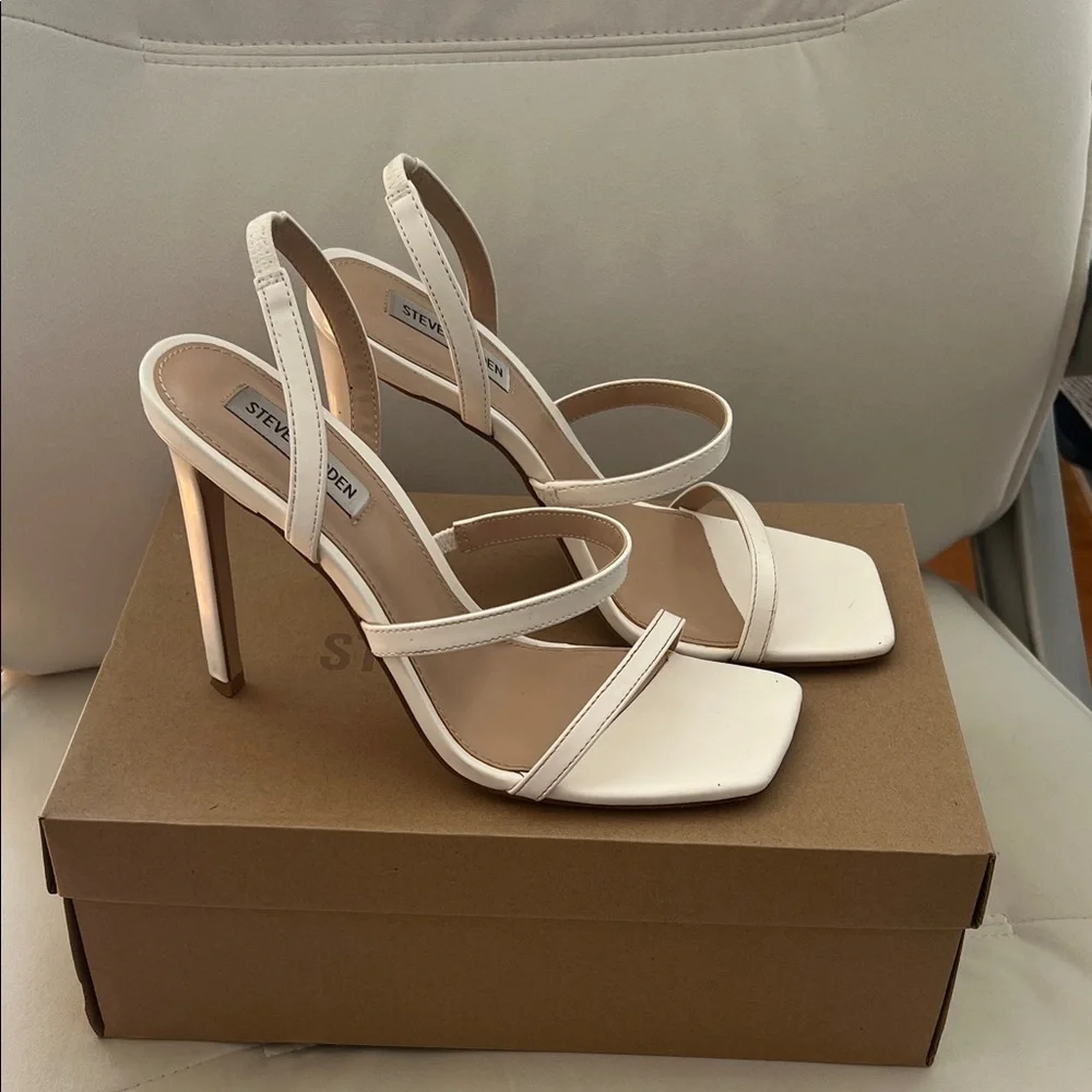 Steve Madden Ivory Strappy Sandals - Picture 1 of 2